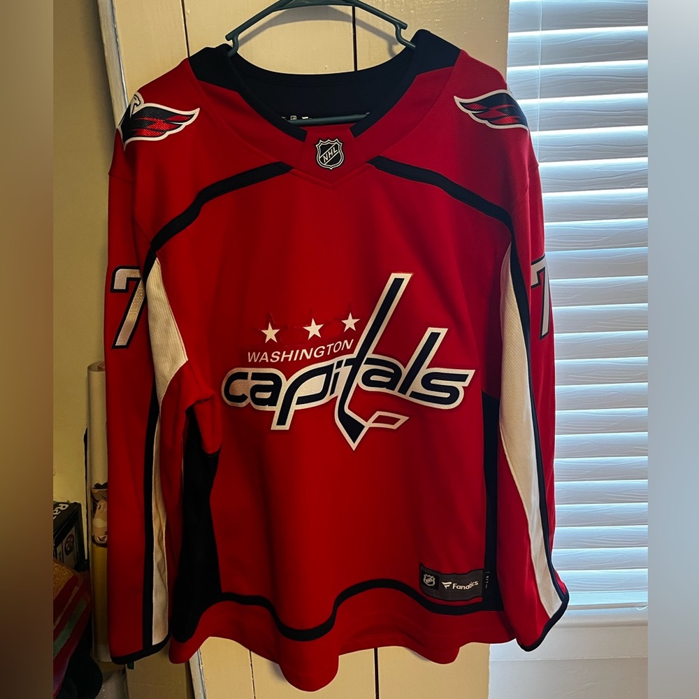Washington Capitals jersey